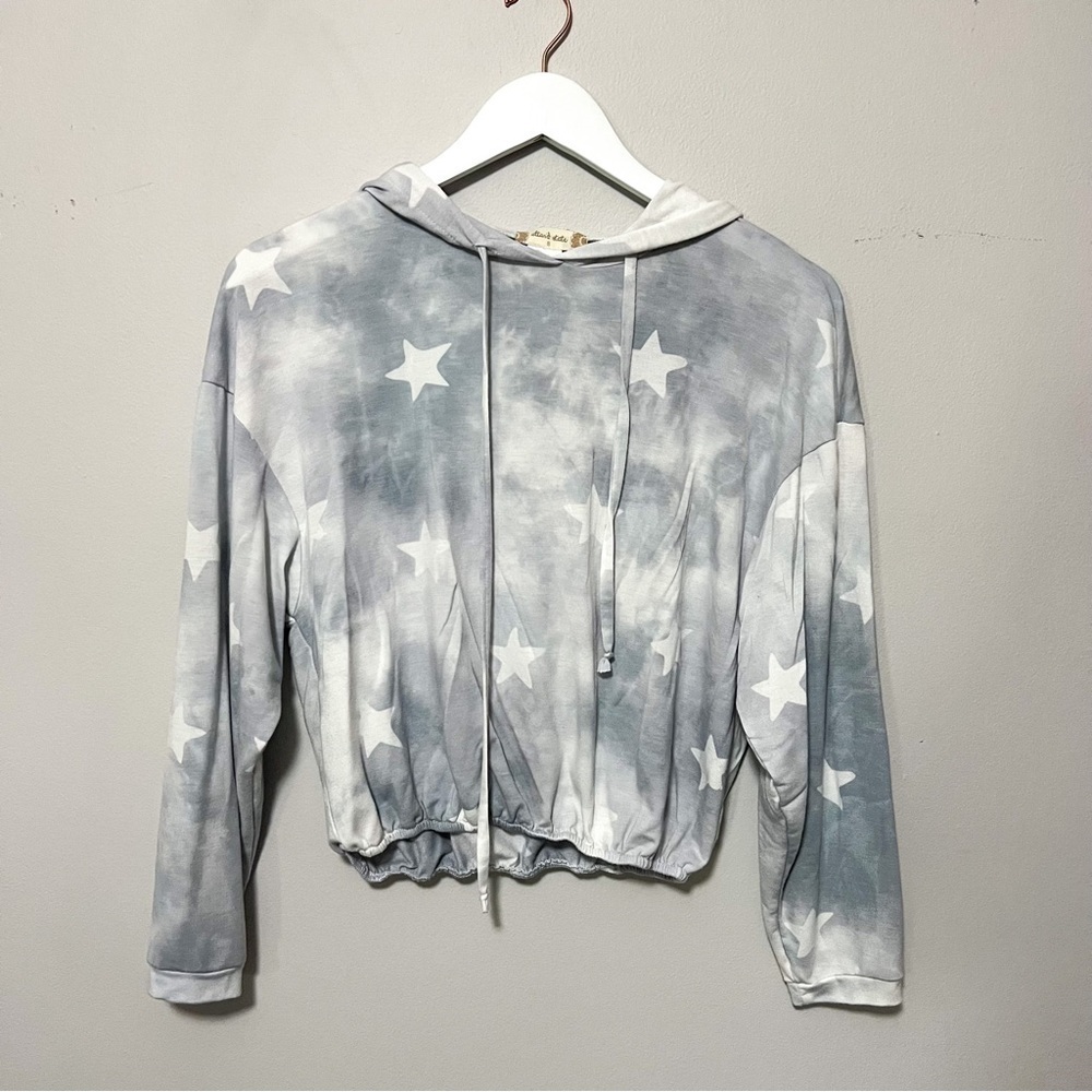 Altar’d State Lightweight Star Hoodie, size small